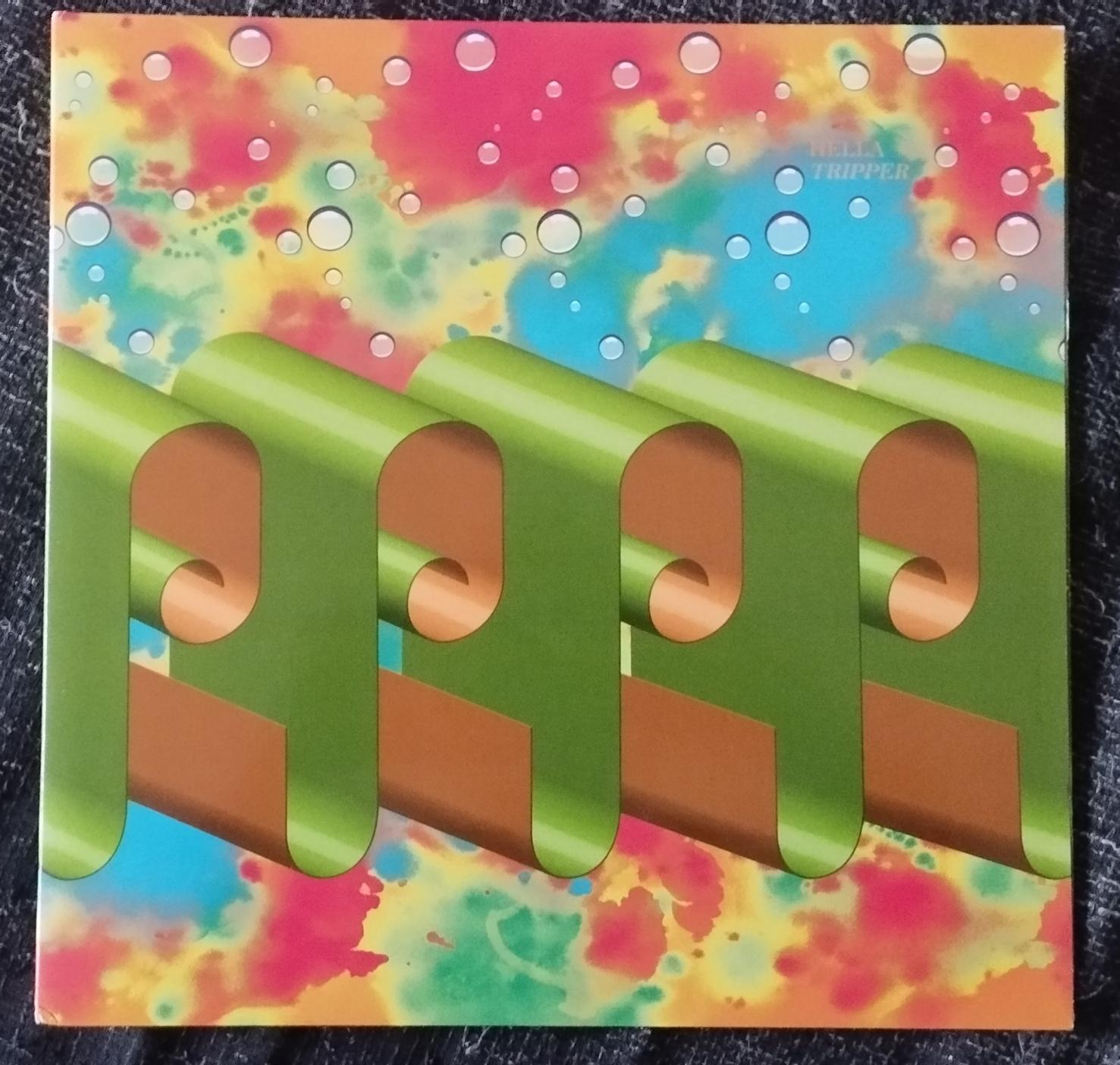 Pochette d'album colorée un peu psyché futuriste